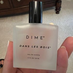 Dime Dans Les Bois Perfume